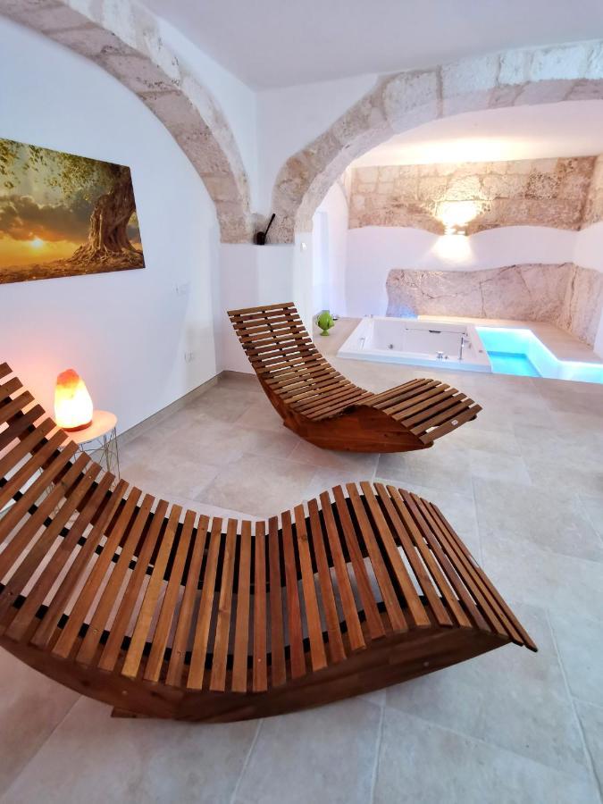 Il Pumo Bianco Ostuni Suite Bagian luar foto