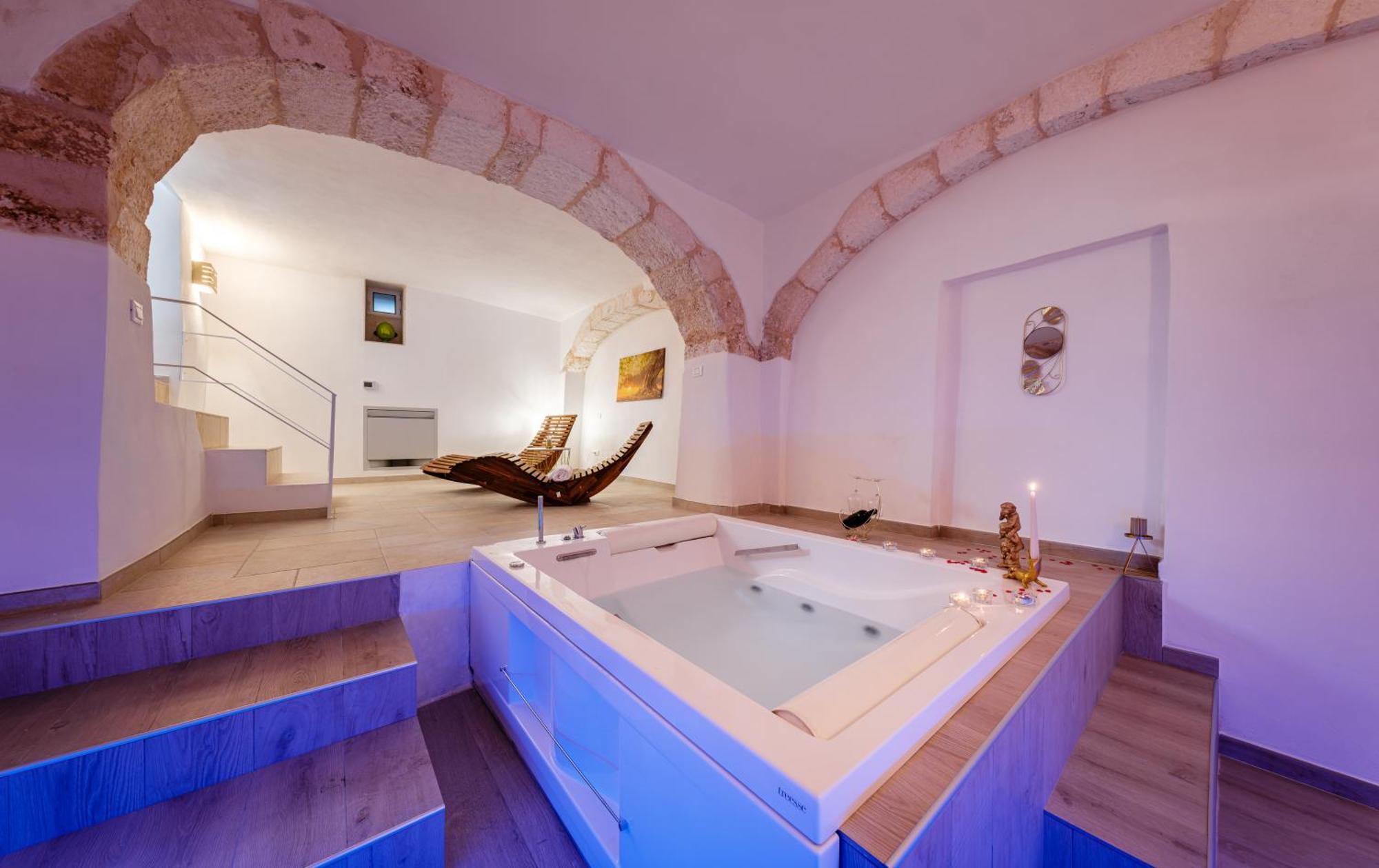 Il Pumo Bianco Ostuni Suite Bagian luar foto