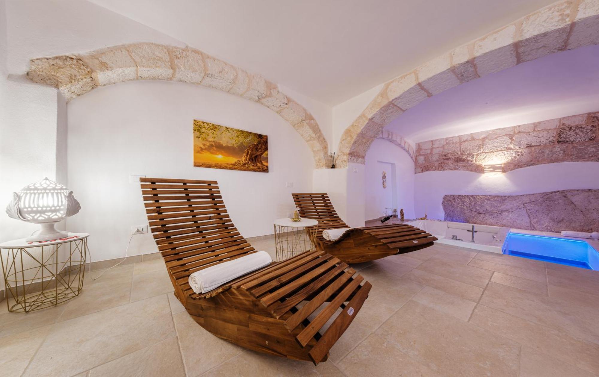 Il Pumo Bianco Ostuni Suite Bagian luar foto