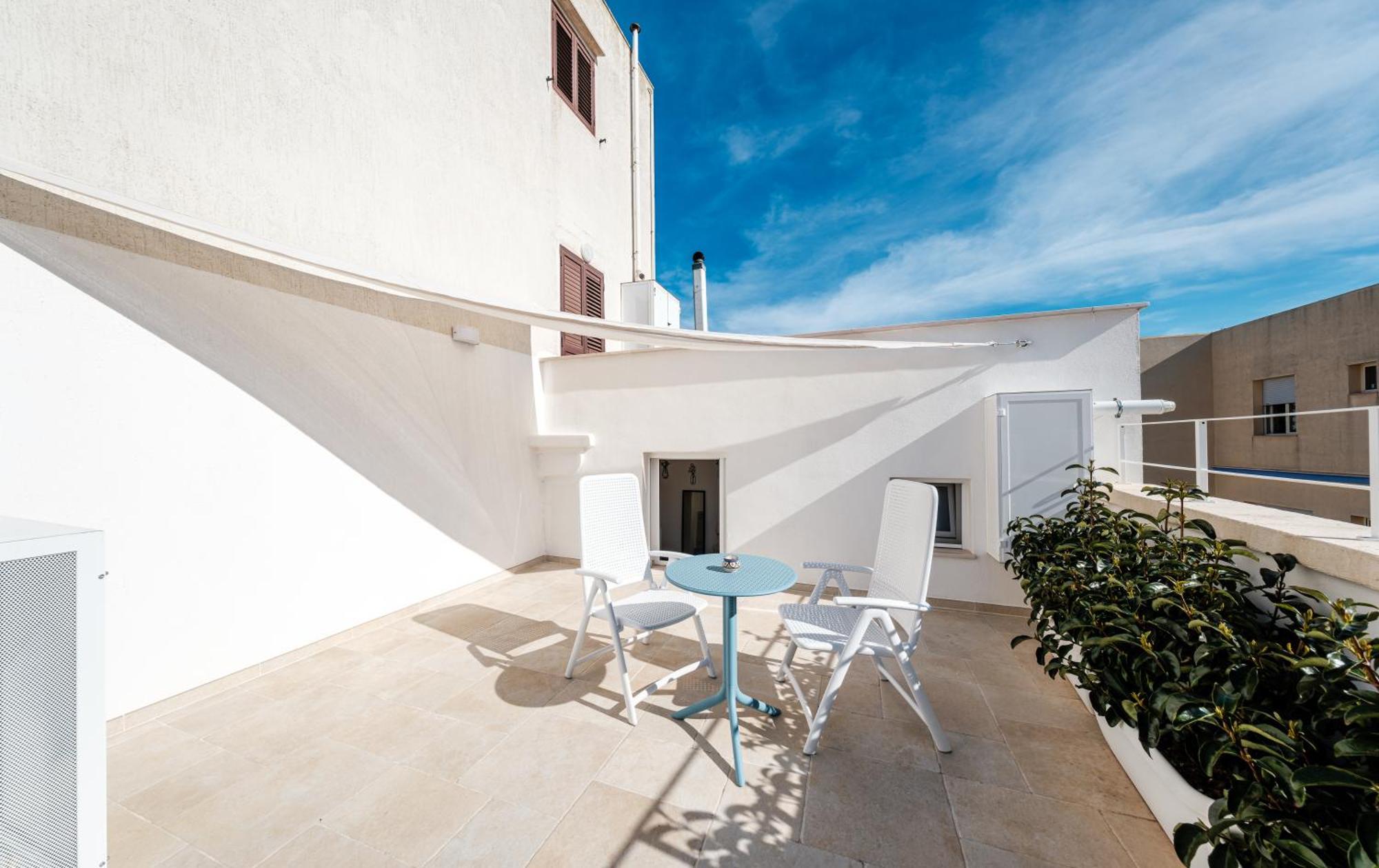 Il Pumo Bianco Ostuni Suite Bagian luar foto