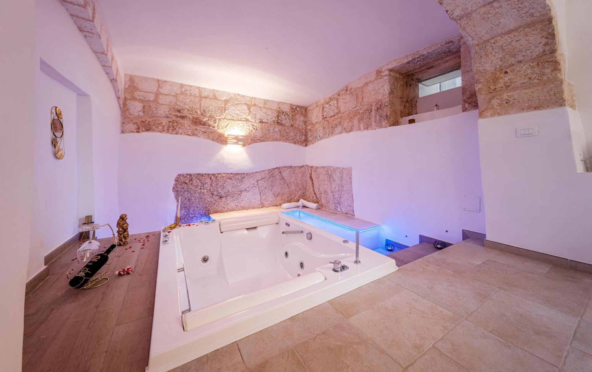 Il Pumo Bianco Ostuni Suite Bagian luar foto